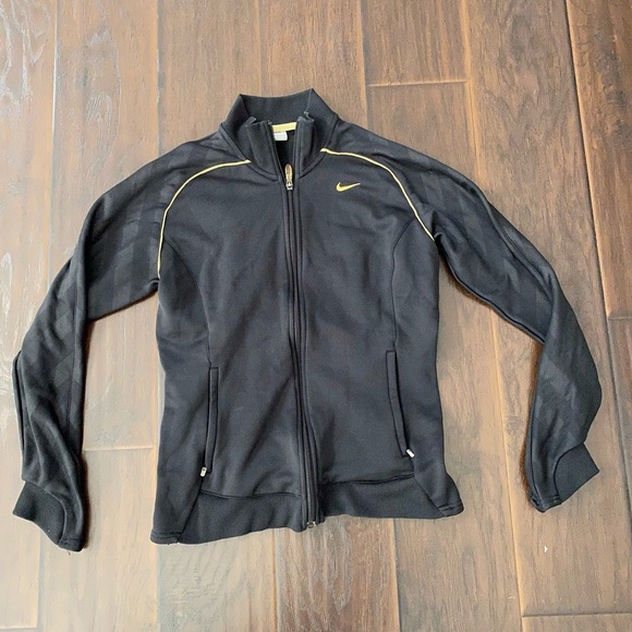 Nike just do it Women’s Black full zip Jacket Size L for big girls S women’s - Picture 2 of 10